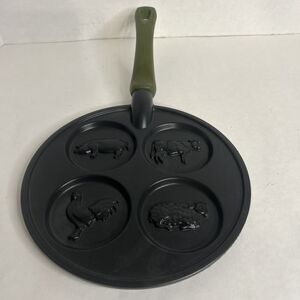 Nordic Ware Farm Animal Pancake Pan. Vintage. Green Handle